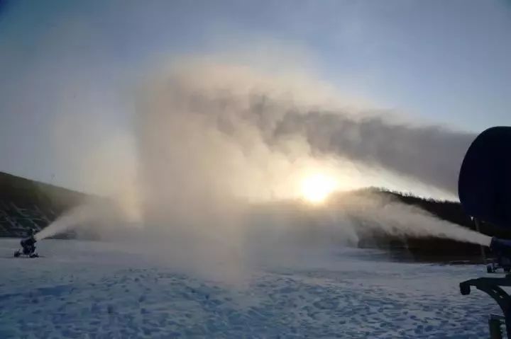 【延安事】期待！延安国际滑雪场开始造雪，即将开业~