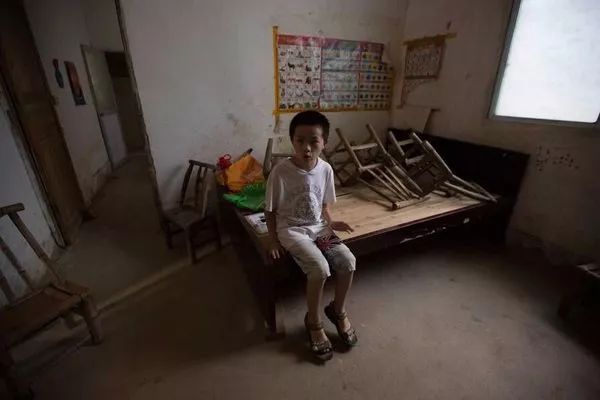 这个宁乡少年4岁会做饭，照顾病母10年，全国都为他点赞！