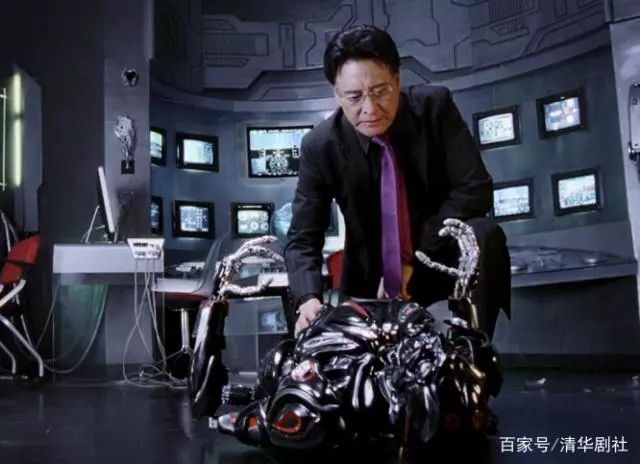 运城华夏星光国际影城新片《宝莱坞机器人2.0：重生归来》放肆开挂 火力全开！