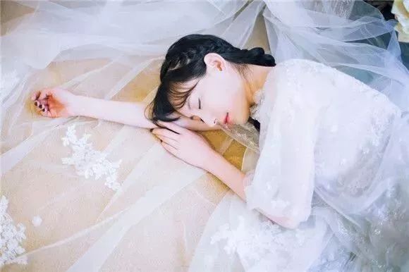 我在他的婚礼上大喊: “程先生, 我怀了你的孩子”