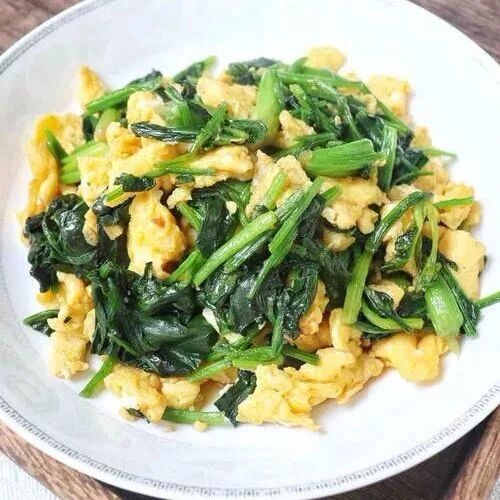 韭菜炒鸡蛋，先炒韭菜还是鸡蛋？这样做太香了！