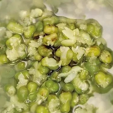 ​绿豆和此物一起煮，湿气没了，失眠好了，甩掉大肚子，可以试试！