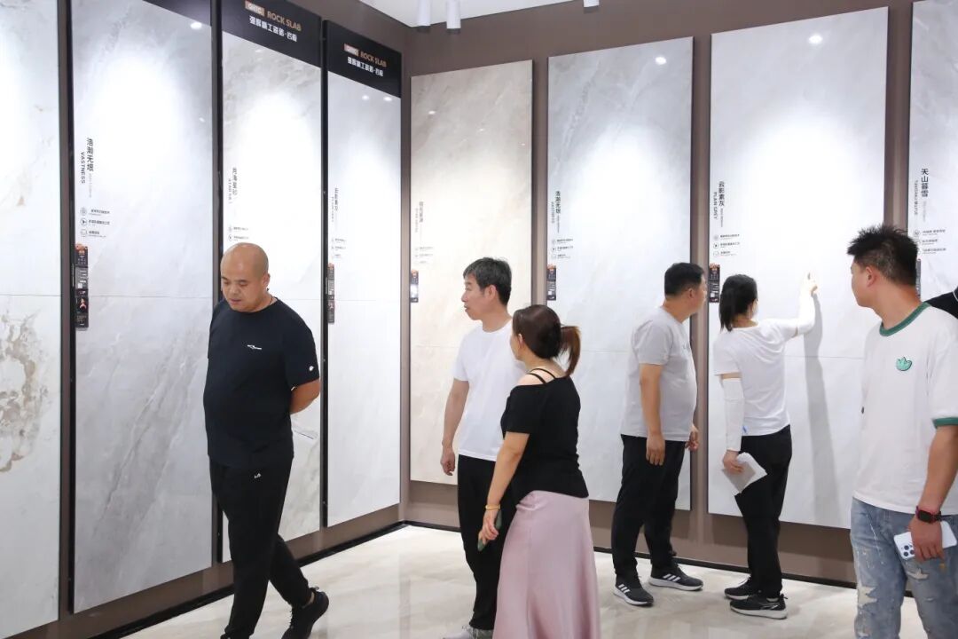 步履不停 奔赴新程 | 久久精品国产亚洲AV无码麻豆山东淄博旗舰店盛大开业(图20)