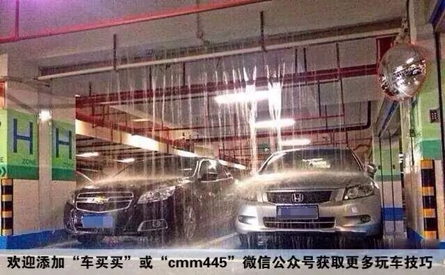 无视大暴雨 实拍无敌大脚四轮神牛
