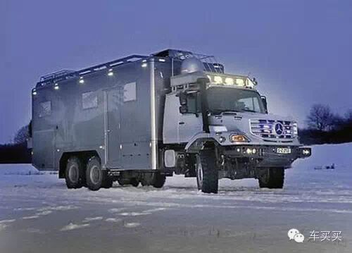 土豪专用 奔驰末日超级豪华越野车