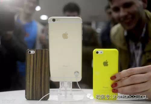 俄版iPhone引发抢购