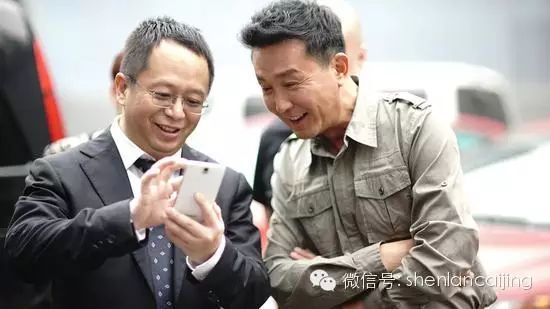 周鸿祎与吴刚（警官“大史”饰演者）