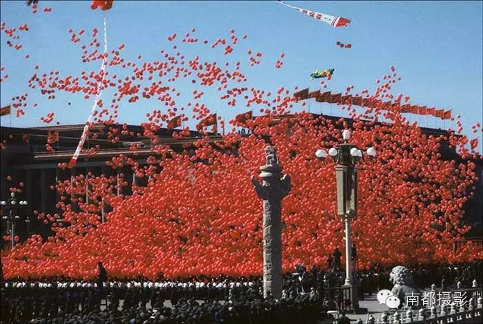 相比第一次的曲折,希帕1970 年的中国行则直接得多,这次他受中国政府