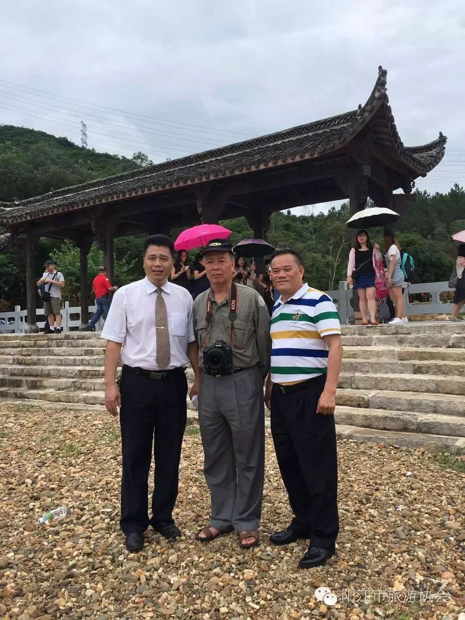 六月风光好，泉林景色美---旗袍走进恩平泉林黄金小镇旅游交流宣传推广活动