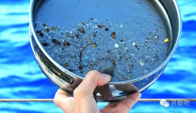 荷兰少年开始“拯救海洋”，我们啥时开始拯救焦化结板的土地？？？