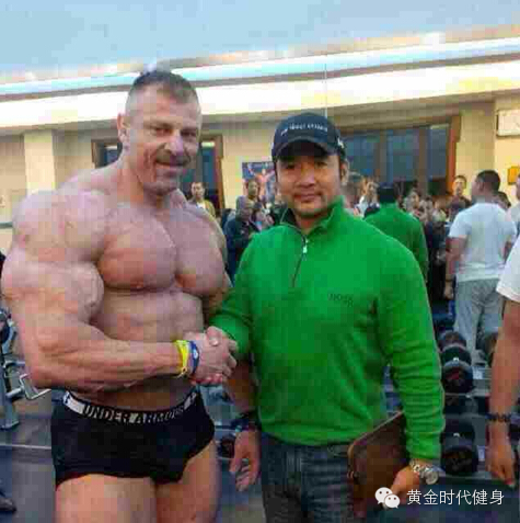 健美大鳄Dalibor  Hajek 黄金时代操练备赛 人气爆棚！