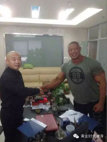 黄金时代健身与大肌肉Chris Wong正式签约