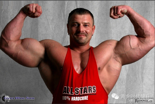 IFBB强肌肉Dalibor Hajek抵郑 拥有多个肌肉冠军的捷克勇士