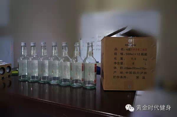 七斤哥：拼酒不可取 健身是正道