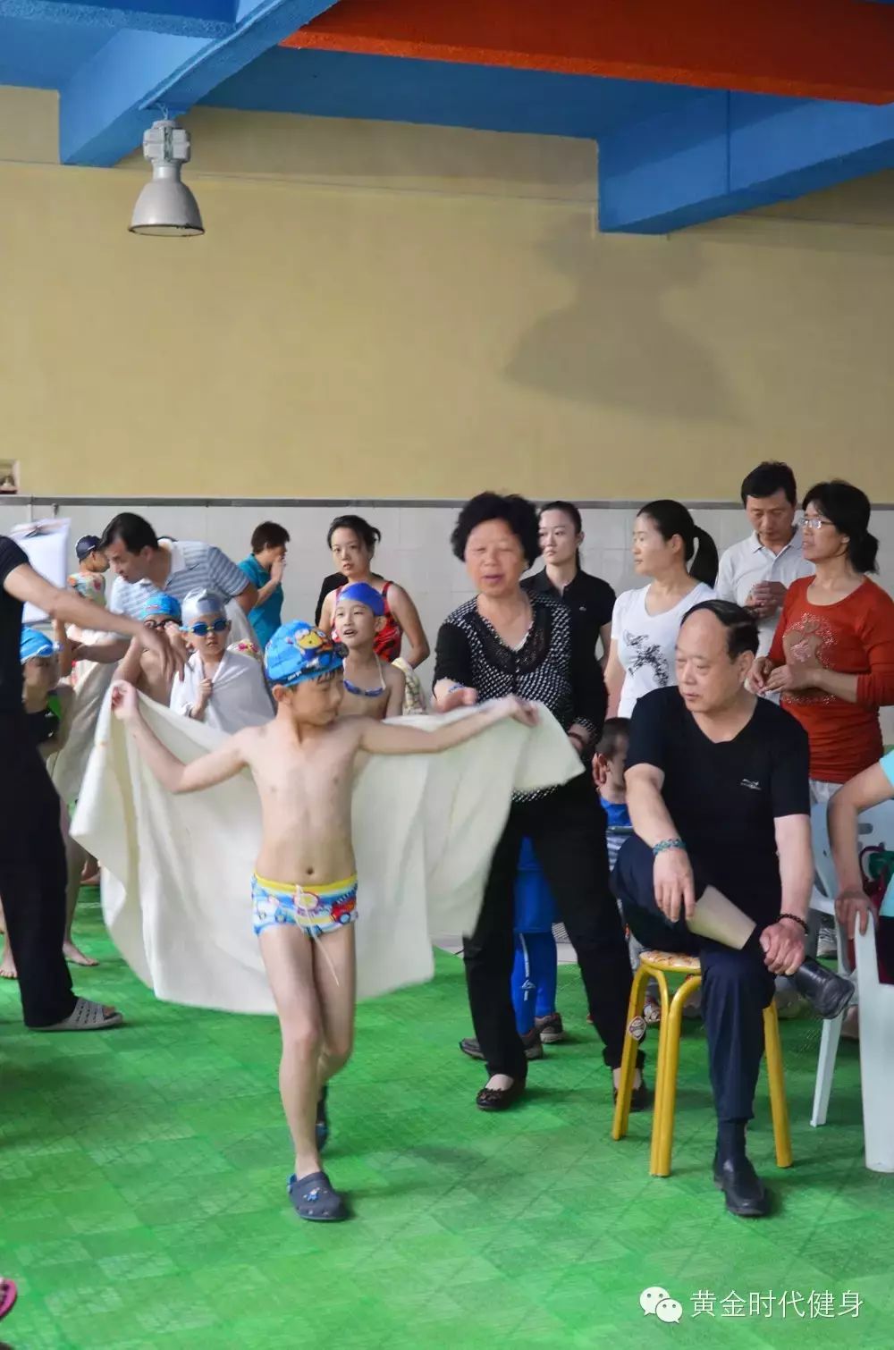 第二届黄金时代游泳黄金联赛预赛精彩图片赏析