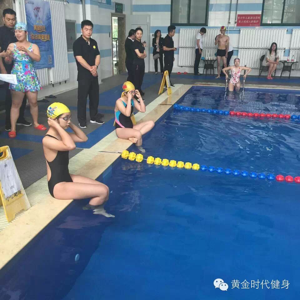 第二届黄金时代游泳黄金联赛预赛精彩图片赏析
