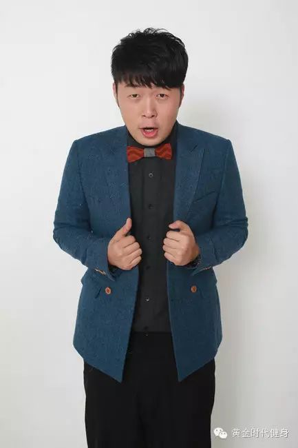 新晋型男语录：请人吃饭不如请人流汗，赶快和我一起变身吧~