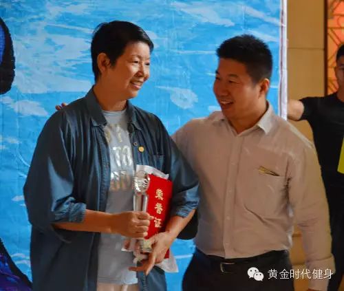 黄金时代天姿杯游泳黄金联赛完美收官！