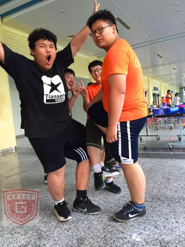 2015黄金时代全封闭减肥训练营一周播报