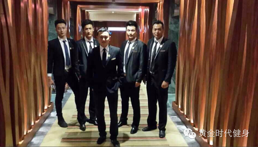 最受欢迎的欧巴男神店长李佳琦