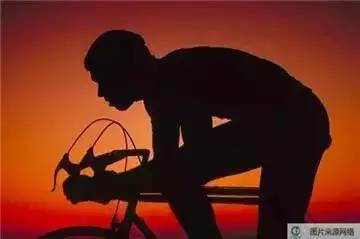 cb7a09ab05fab652eb9af304f2658ee4.jpg
