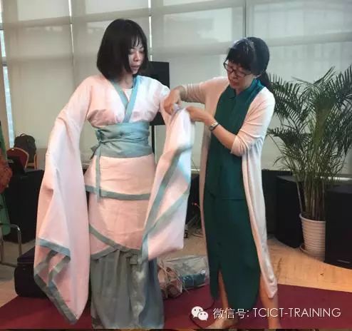 某游戏公司“中国传统服装史”培训圆满结束！