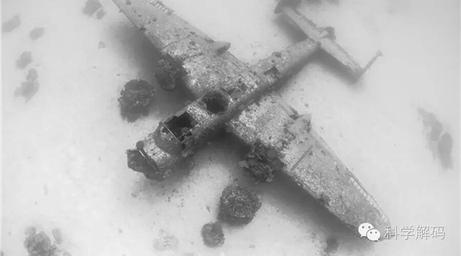 追踪UFO战机神秘失踪 53年后重现湖底