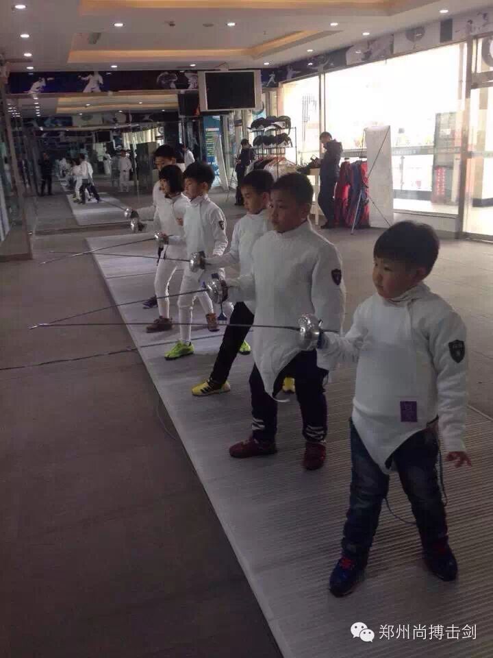 快乐过六一，击剑免费学，激动不激动