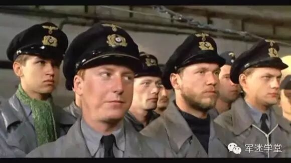 《从海底出击》（Das <wbr>Boot）