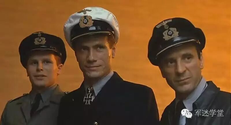 《从海底出击》（Das <wbr>Boot）