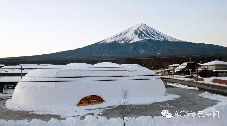 富士山下的hoto Fudo乌冬面馆 像面团像雪糕又像雪球 设计分享 Acs创意空间