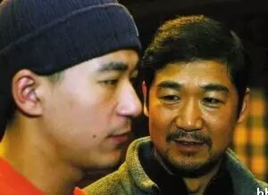 大卫·鲍伊的另类遗产——破解“张国立式困境”