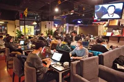 2014���йش崴ҵ���һ·����