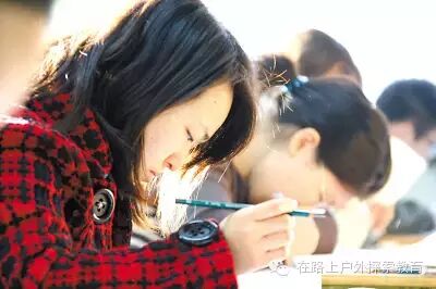 蒋勋：犯下愚蠢罪行的孩子是无辜的！