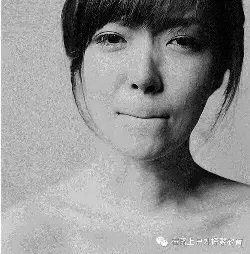 蒋勋：犯下愚蠢罪行的孩子是无辜的！