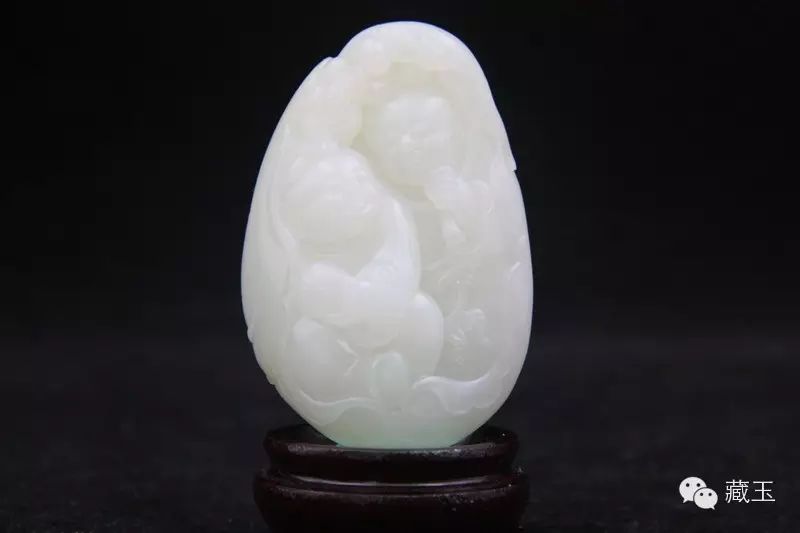 専用物　昔玉石雕刻  和田玉　２個同捆 ANTIQUE CHINESE CARVED JADE HAIR PIN - QING DYNASTY MARKED