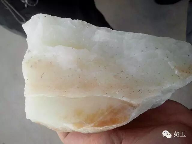 市场上最多见的新疆山料——且末料