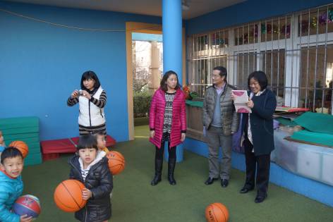 中国教育学会学前教育专委会常务理事张文明来我园参观交流-幼师课件网第6张图片
