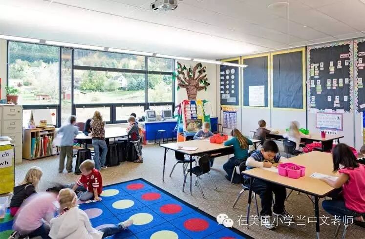 从教室布置看中美教育理念的不同