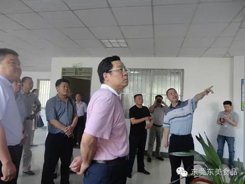 新疆图木舒克领导莅临我司考察