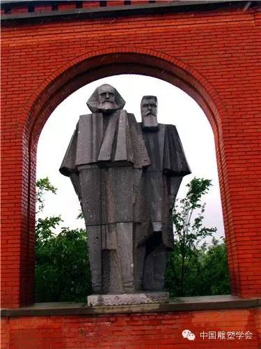 纪念公园（Memento Park）——匈牙利共产主义时期的雕塑公园