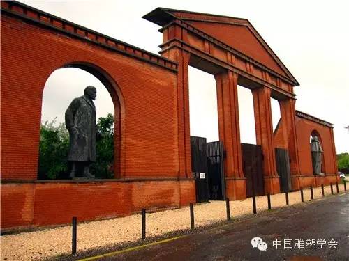 纪念公园（Memento Park）——匈牙利共产主义时期的雕塑公园