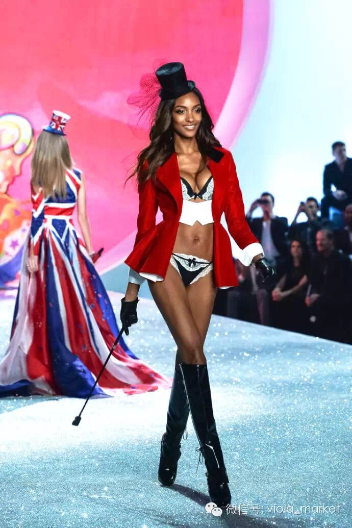 母亲节│是超模，也是辣妈！美丽是她们的使命