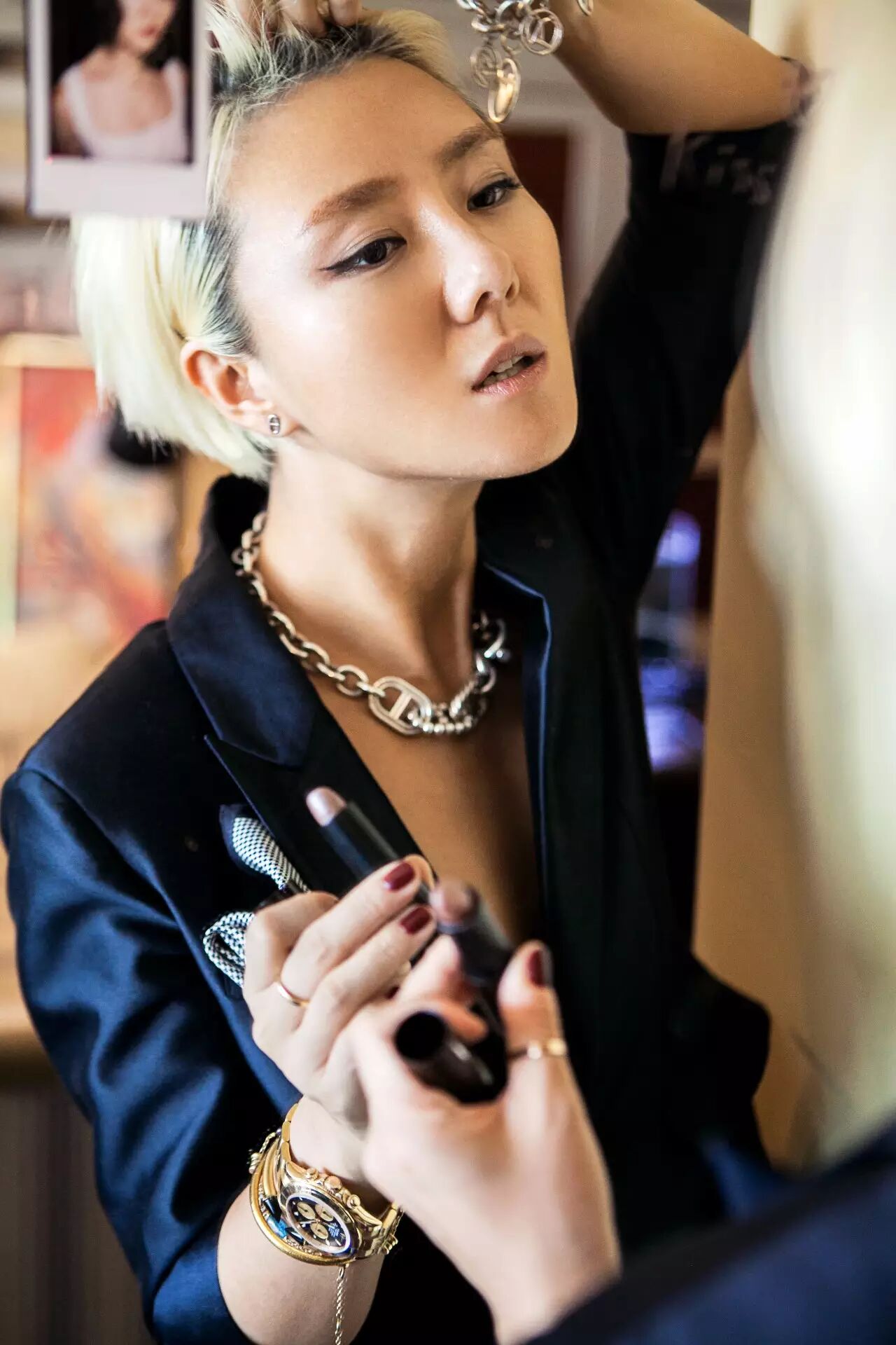 她是上海小姐，她是再见却胜似初见的设计师曹议文--YIWEN <wbr>STUDIO创始人