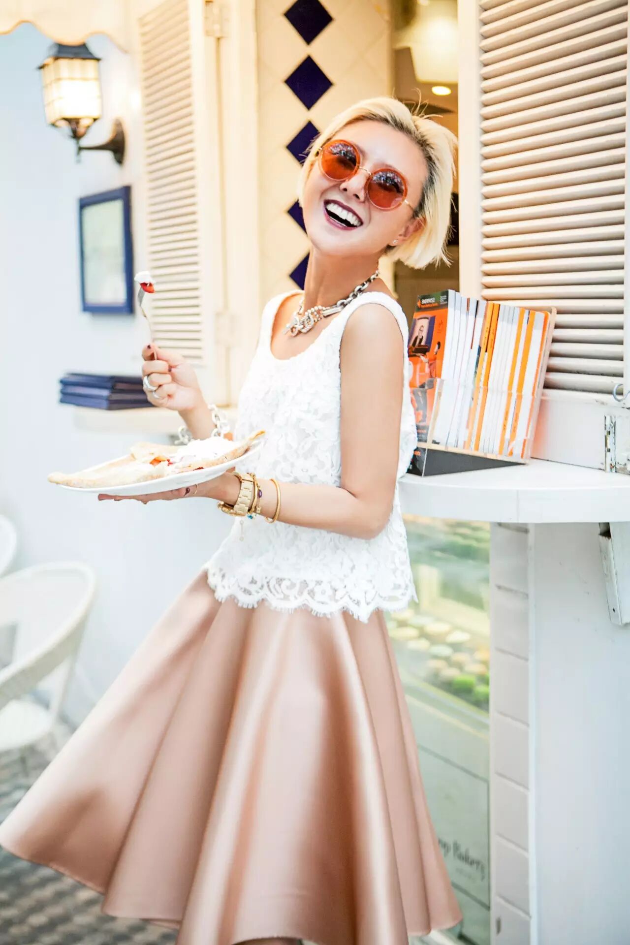 她是上海小姐，她是再见却胜似初见的设计师曹议文--YIWEN <wbr>STUDIO创始人