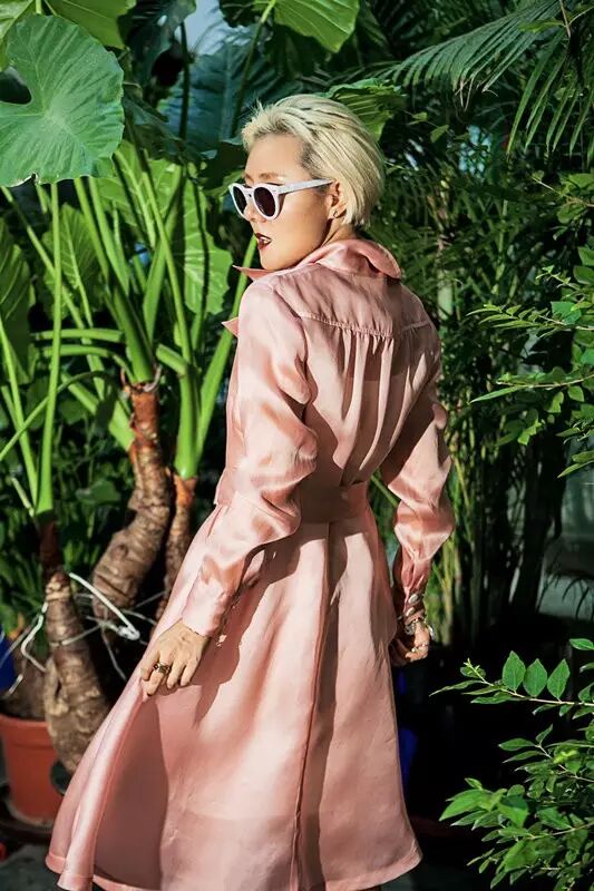 她是上海小姐，她是再见却胜似初见的设计师曹议文--YIWEN <wbr>STUDIO创始人