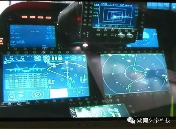 殲20戰(zhàn)機配一利器：助飛行員指哪打哪