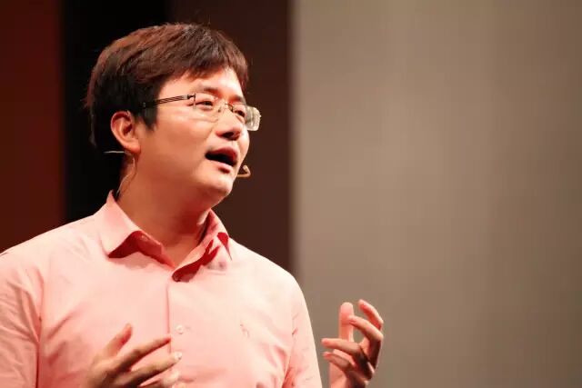 傅盛：新革命来袭，空杯仰视才有可能改变世界格局