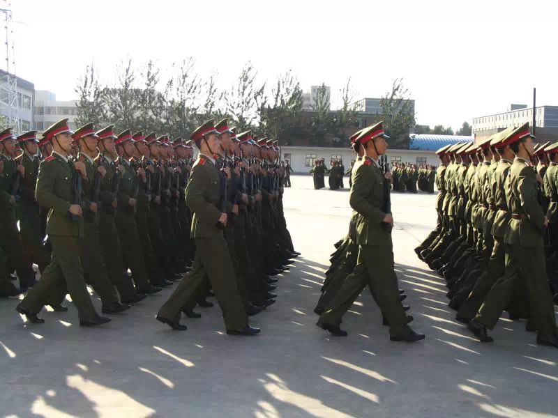 從軍人到律師，我們曾是戰(zhàn)士（圖文回憶錄）