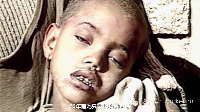 两位摇滚巨星用30年的时间，梦想改变世界、拯救贫穷